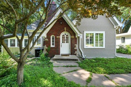 House 3 bedrooms, with air conditioning