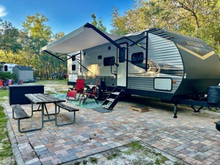 Camping / Mobile Home 2 bedrooms, with jacuzzi