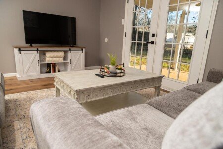 House 10 guests, with jacuzzi