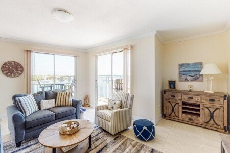 Apartment 7 guests, with jacuzzi