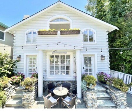 House 5 guests, with garden