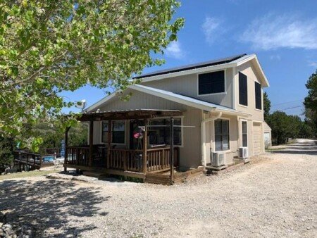 House 2 bedrooms, with jacuzzi