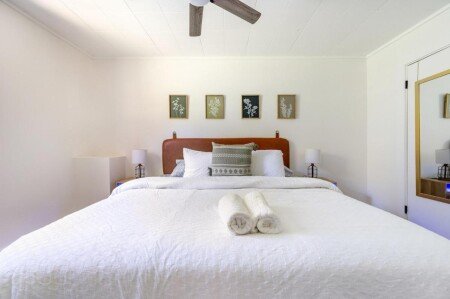 House 6 guests, with jacuzzi