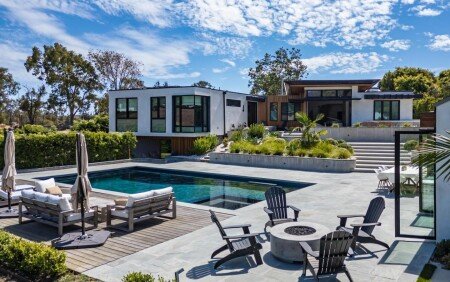 House 12 guests, with jacuzzi