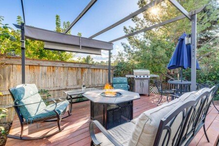 House 6 guests, with jacuzzi