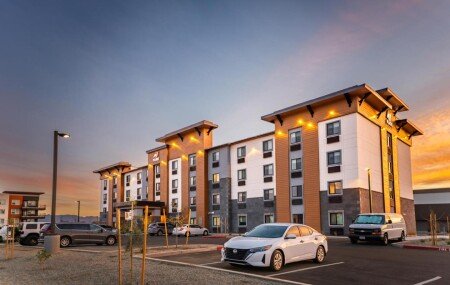 Hotel with air conditioning