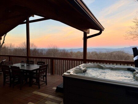 House 3 bedrooms, with jacuzzi