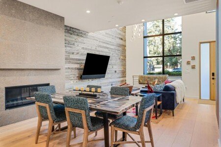 House 8 guests, with jacuzzi