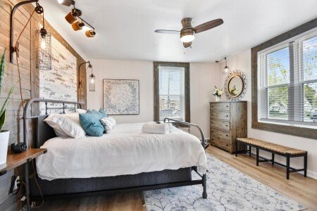 House 5 guests, with jacuzzi