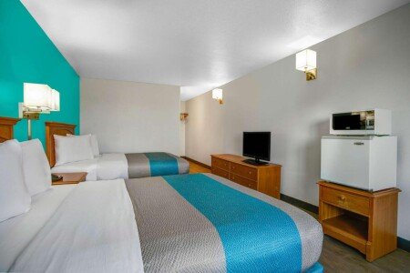 Hotel with air conditioning