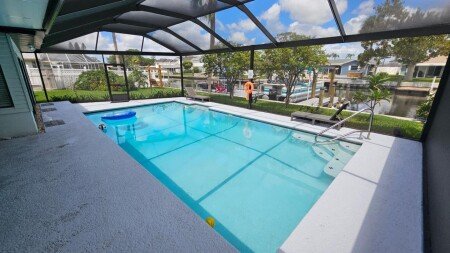 House 3 bedrooms, with jacuzzi