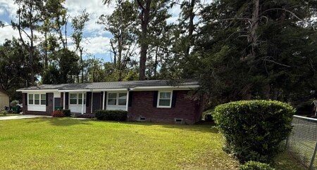 House 6 guests, with air conditioning