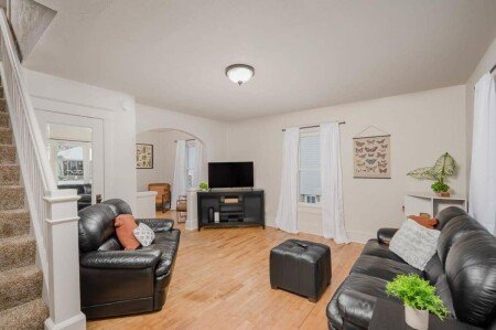 House 2 bedrooms, with garden