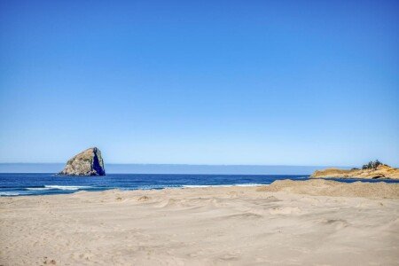 House 8 guests, with jacuzzi