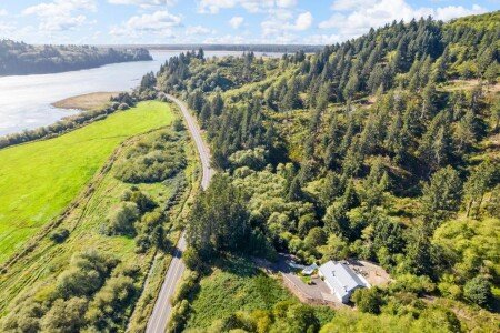 House 6 bedrooms, with jacuzzi