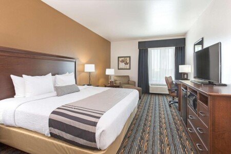 Hotel with jacuzzi