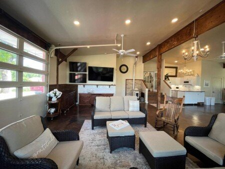 Bed and breakfast 8 bedrooms, with jacuzzi