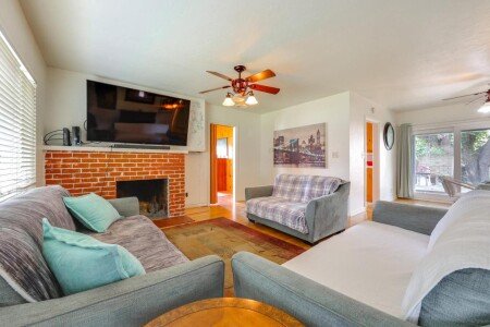 House 6 guests, with jacuzzi