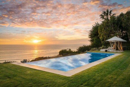 Villa 12 guests, with pool