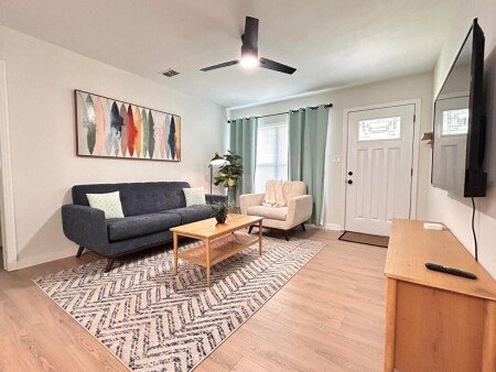 House 3 bedrooms, with air conditioning