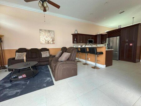 Casa 8 huéspedes, con jacuzzi