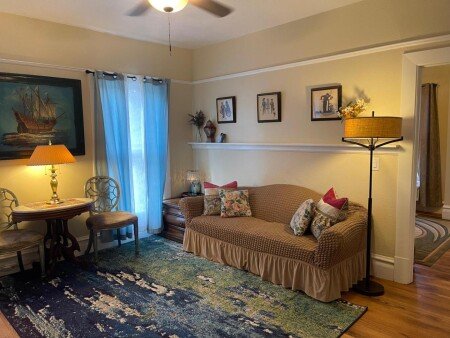 Bed and breakfast 1 bedroom, with garden