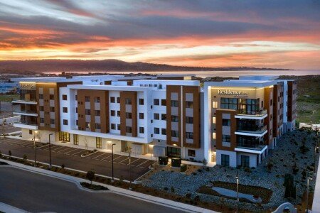 Hotel with jacuzzi