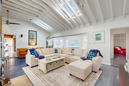 House 4 bedrooms, with jacuzzi