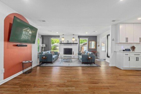 House 4 bedrooms, with jacuzzi