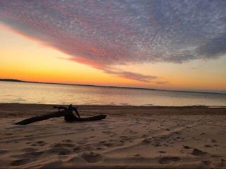 House 4 guests, with parking