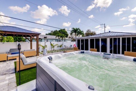 House 3 bedrooms, with jacuzzi