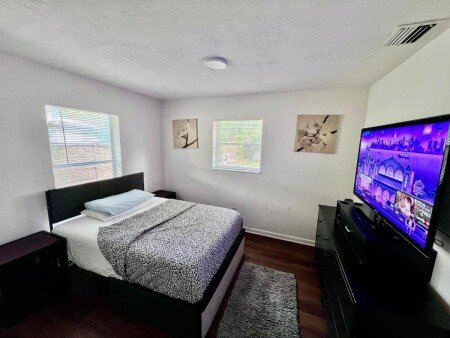 Bed and breakfast 1 bedroom, with garden