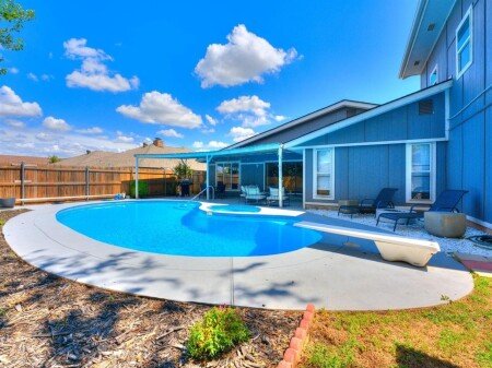 Bed and breakfast 4 bedrooms, with pool