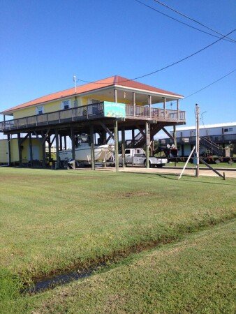 House 2 bedrooms, with pool