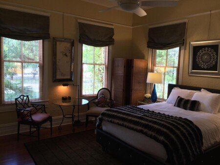 Bed and breakfast 1 bedroom, with air conditioning