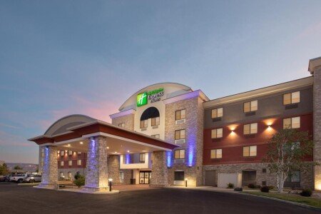 Hotel with jacuzzi