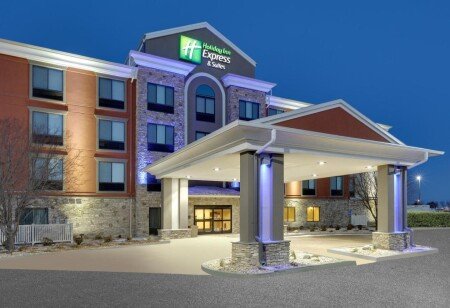 Hotel with jacuzzi