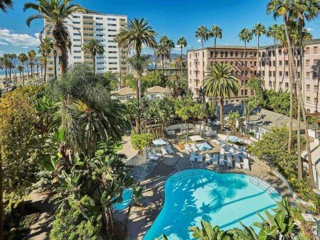 Hotel with jacuzzi