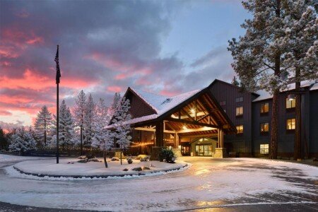 Hotel with jacuzzi