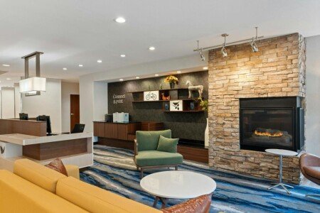 Hotel with jacuzzi