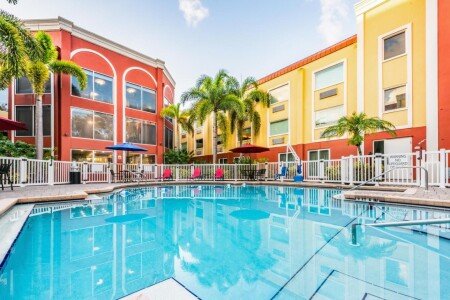 Hotel with jacuzzi