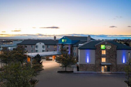 Hotel with jacuzzi