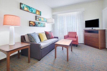 Hotel con piscina