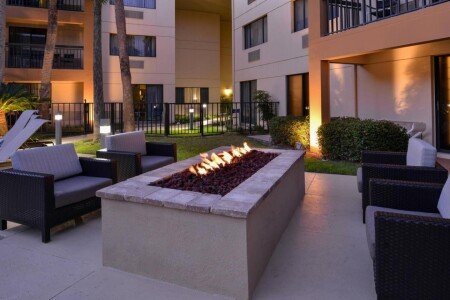 Hotel with jacuzzi