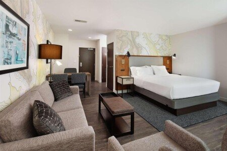 Hotel with jacuzzi