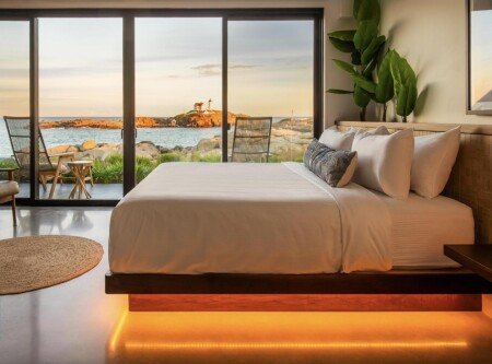 Hotel with jacuzzi