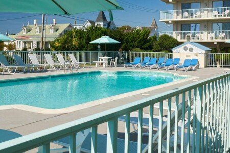 Hotel with jacuzzi