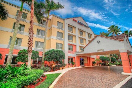 Hotel with jacuzzi