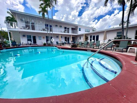 Hotel con piscina