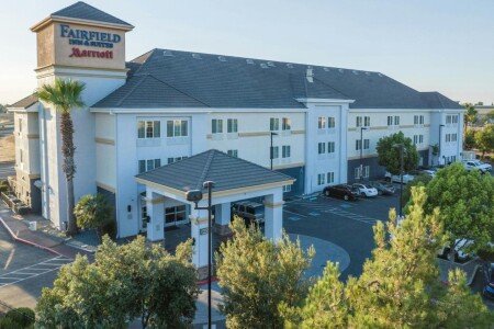 Hotel with jacuzzi